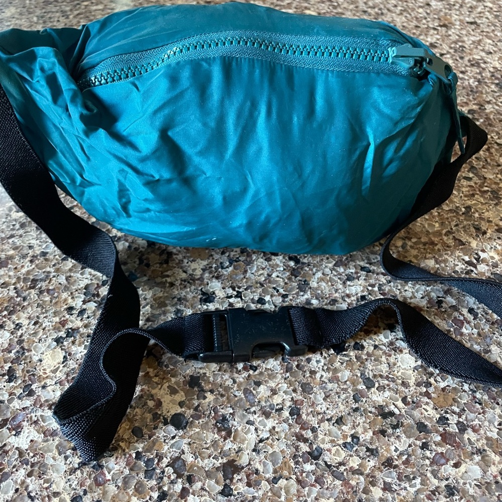 Packable Cabelas Waterproof Windbreaker Jacket Me… - image 2